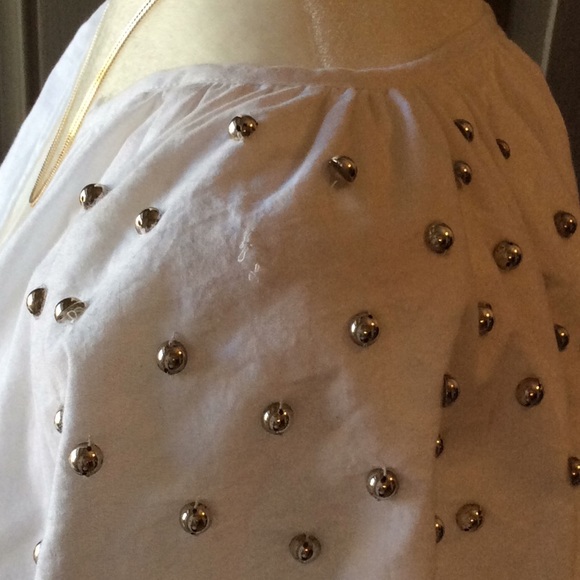 LOVE SAM Stylish White Top NWT - Picture 6 of 8